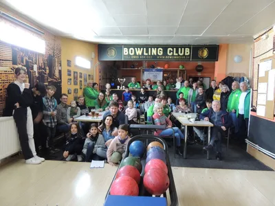 Bowling — 16
